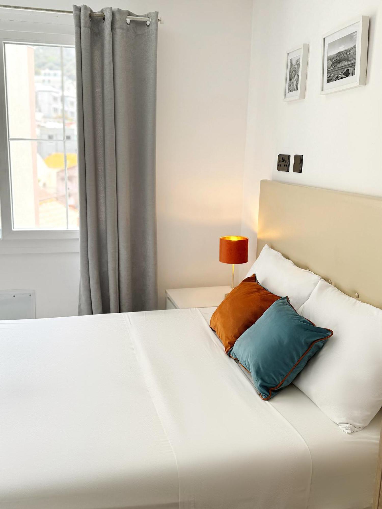 Central Penthouse Double Room Ensuite - Grand Central House Gibraltar Exterior foto